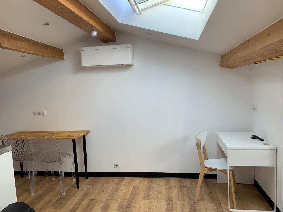 L Isle Jourdain Appartement Entier Recent Et Tout Equipe Proximite Du Centre L'Isle-Jourdain  Exterior photo